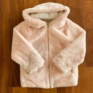Girls 5/6 pink faux fur Abercrombie jacket